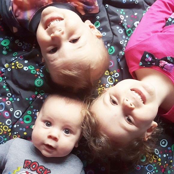 Meet your Posher, Kasey - Picture 2 of 3